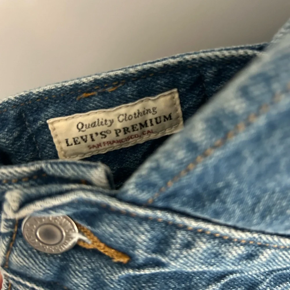 Levi’s Blue Denim Overalls - Picture 5 of 9